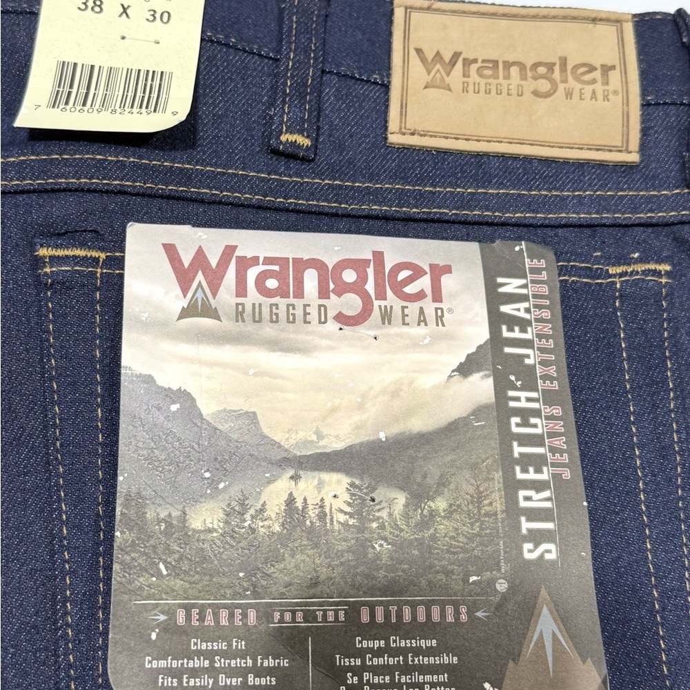 WRANGLER RUGGED WARE Men’s Size 38x30 Stretch Fit Dark Blue Jeans Brand NEW Tags